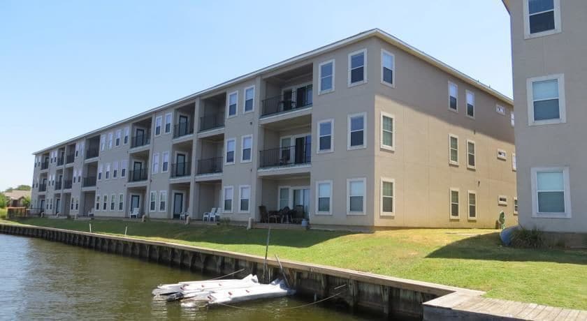 Southern Empress Lakeside Condominiums