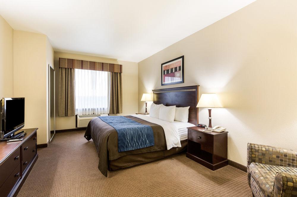 Comfort Inn & Suites
