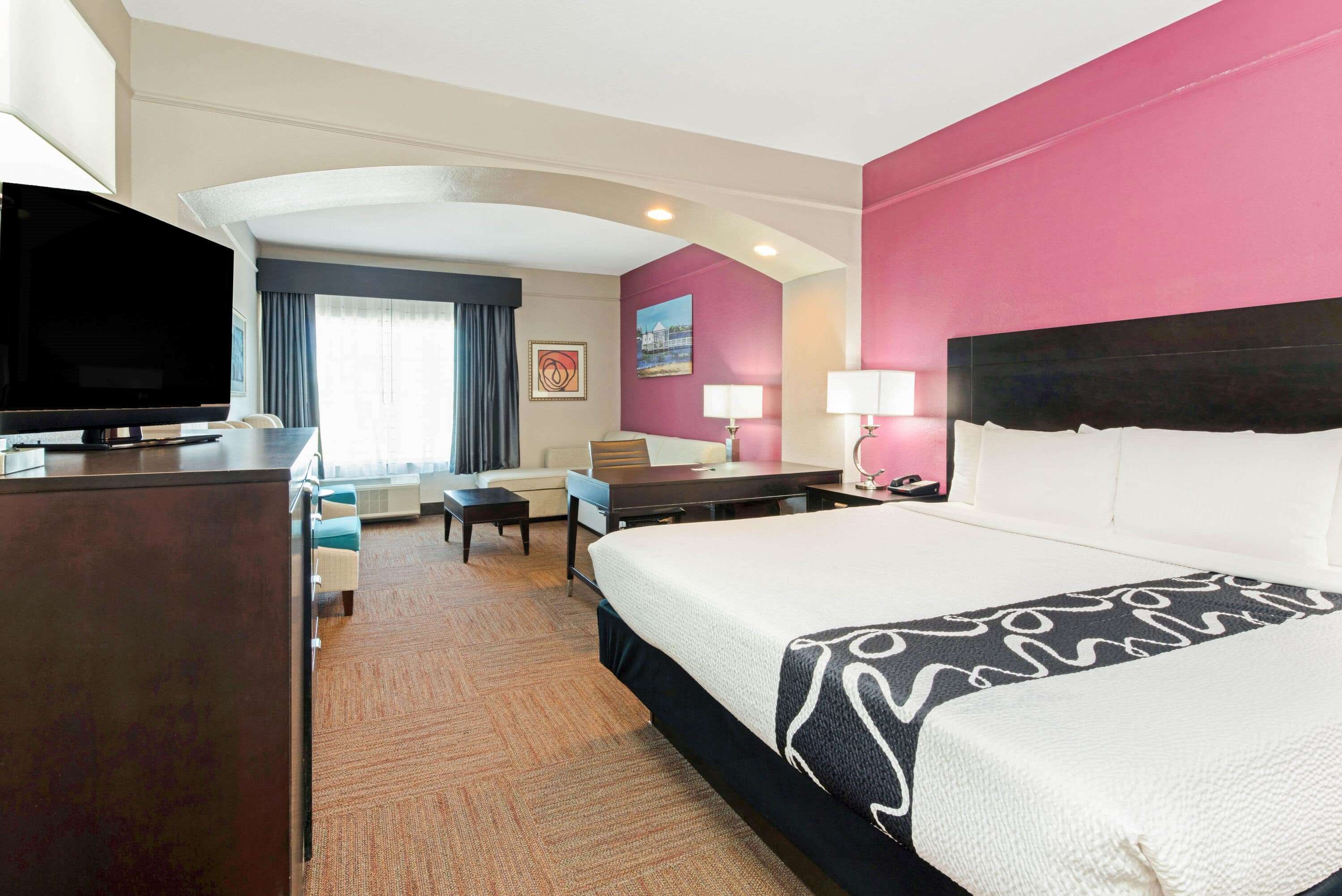 La Quinta Inn & Suites by Wyndham Winnie