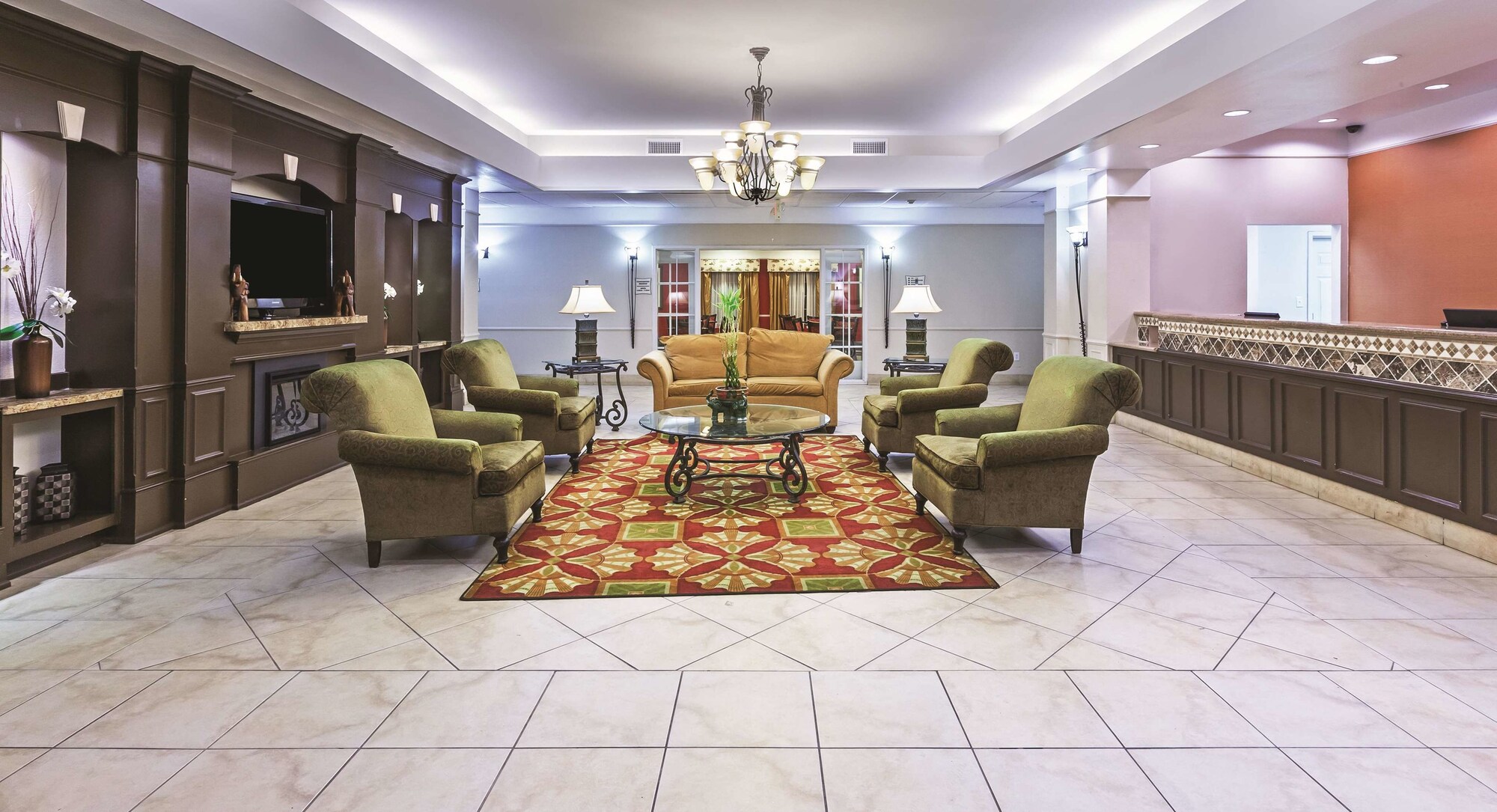 La Quinta Inn & Suites by Wyndham Winnie
