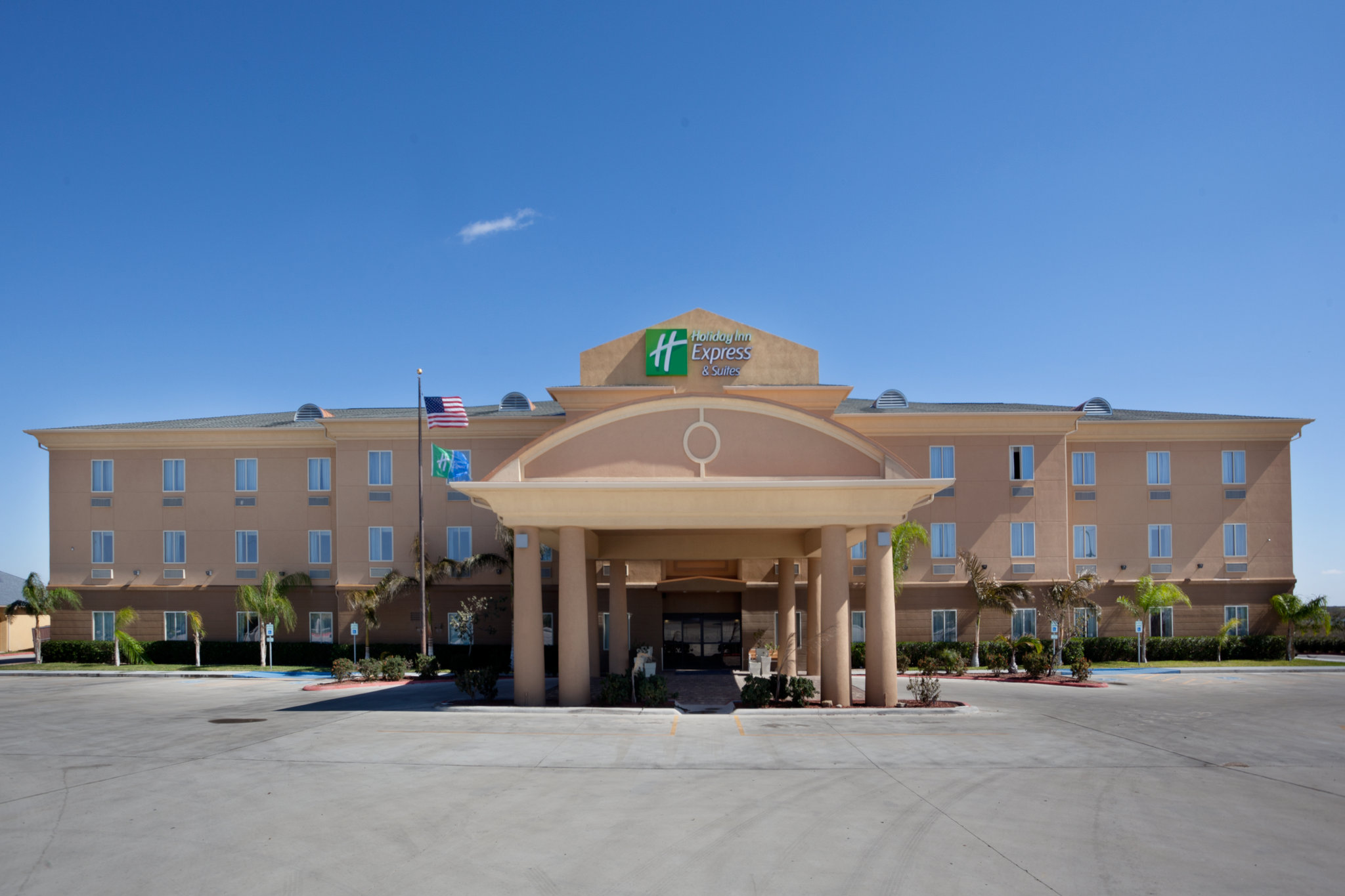 Holiday Inn Express Hotel & Suites Zapata