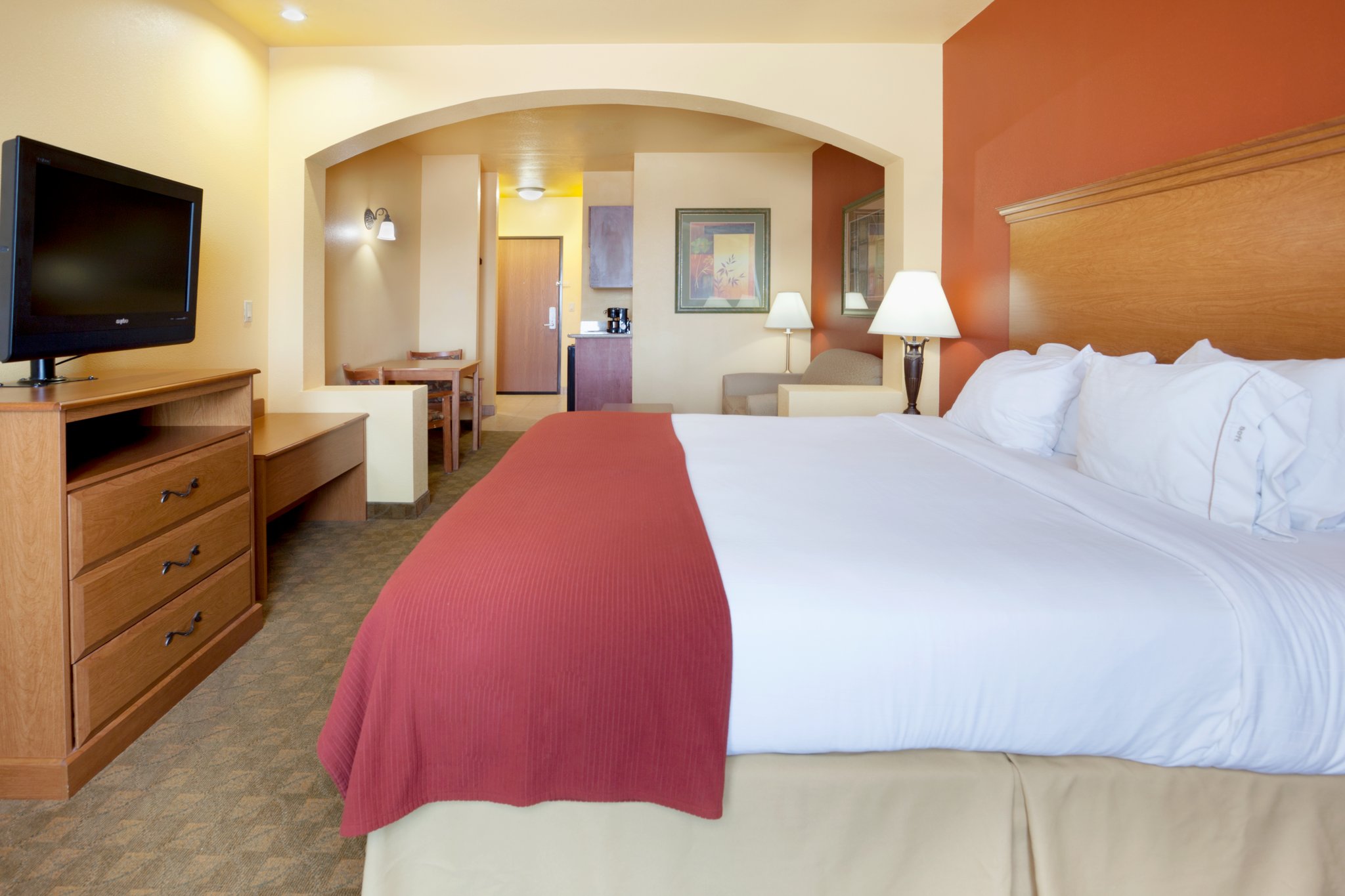 Holiday Inn Express Hotel & Suites Zapata
