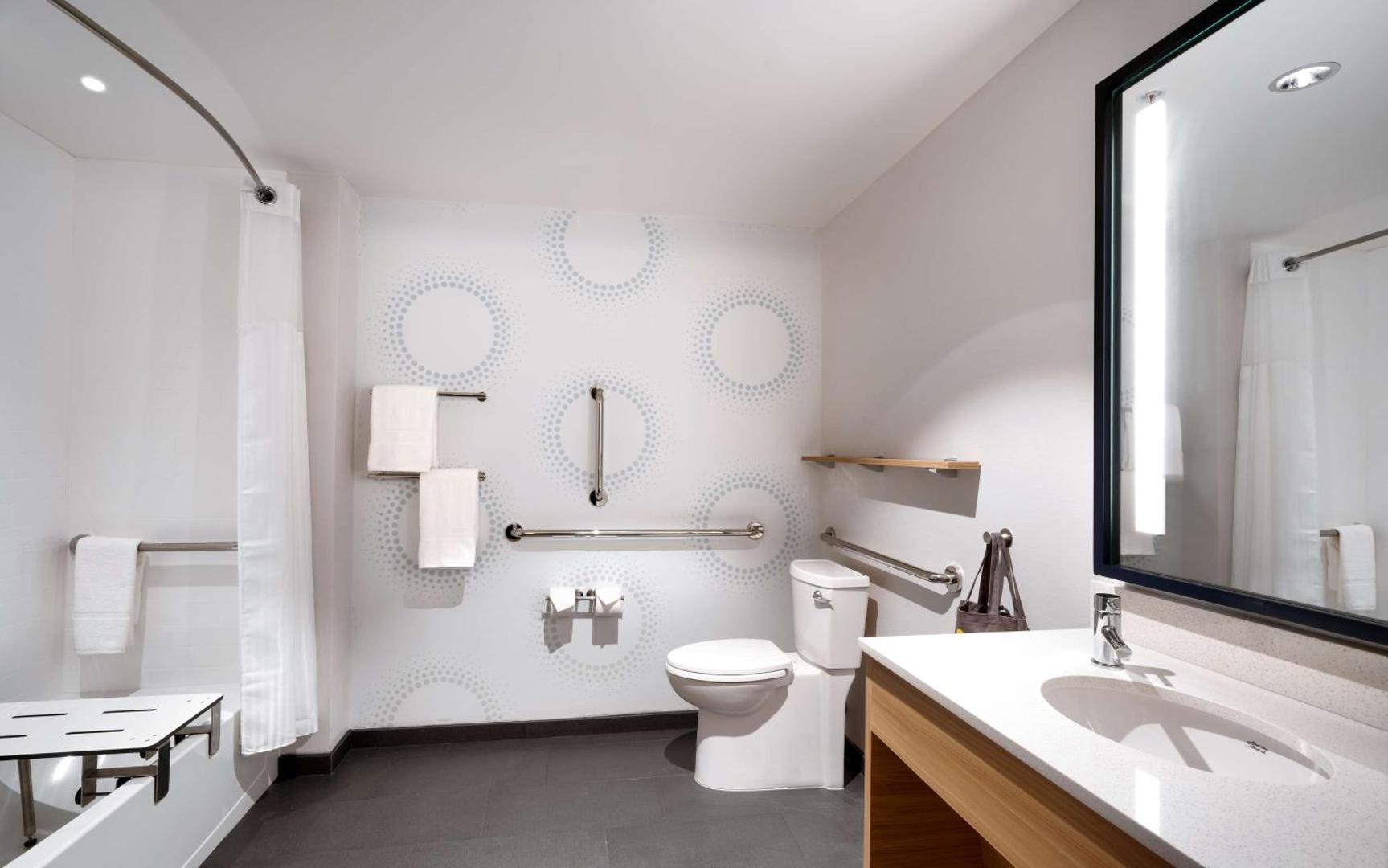 Tru by Hilton Clearfield Hill Air Force Base