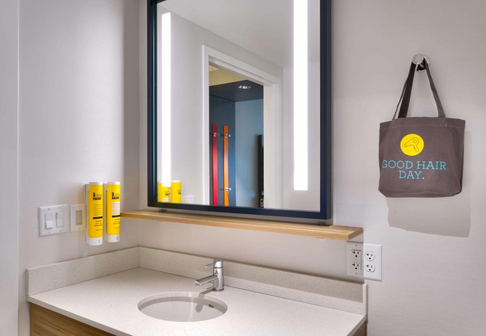 Tru by Hilton Clearfield Hill Air Force Base