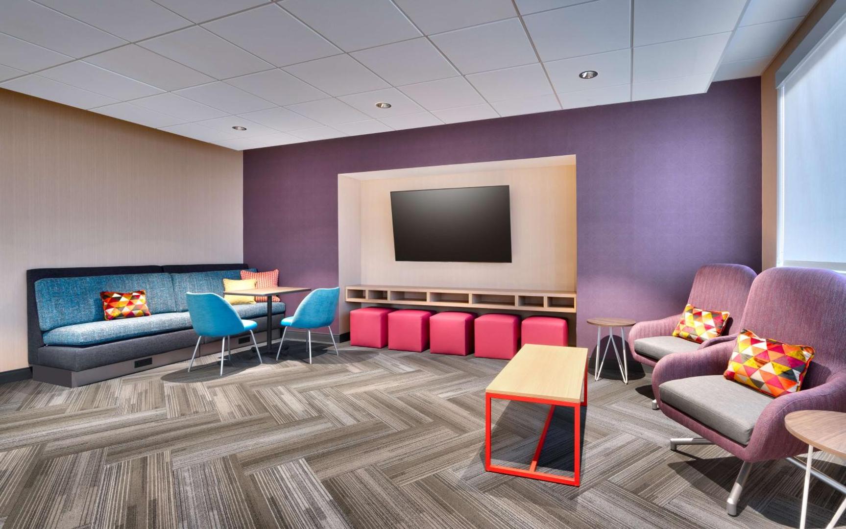 Tru by Hilton Clearfield Hill Air Force Base