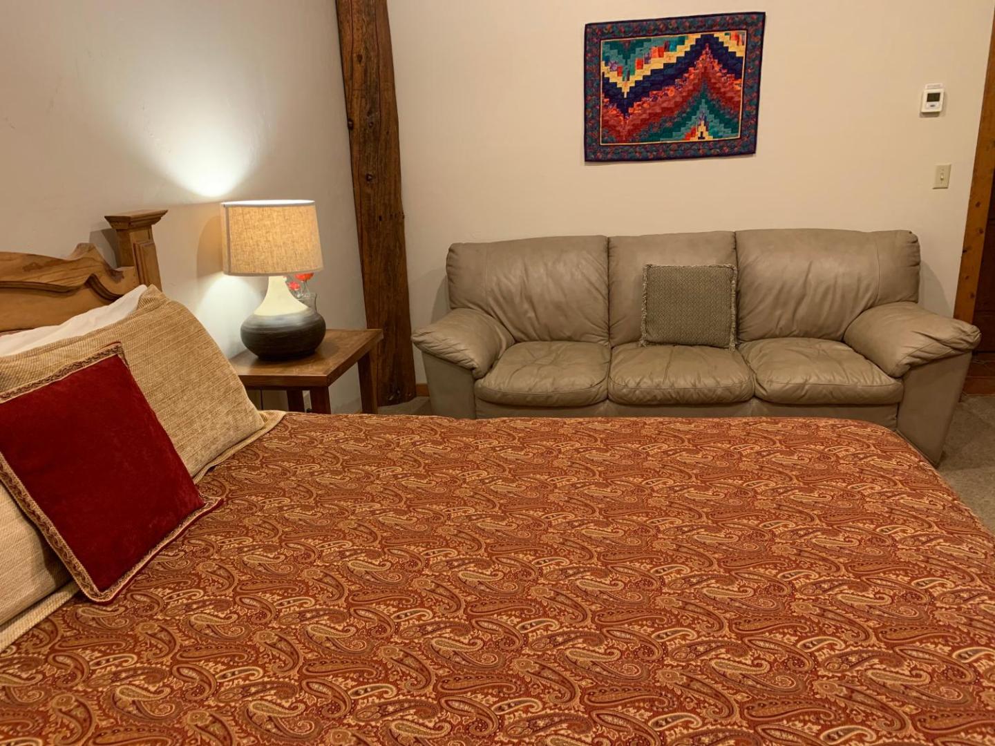 Slot Canyons Inn