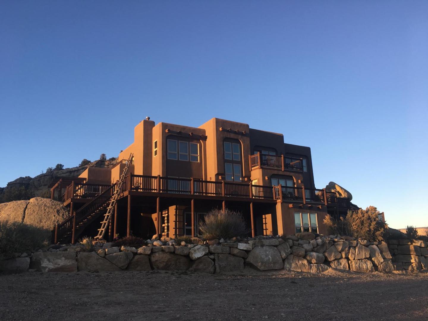 Slot Canyons Inn