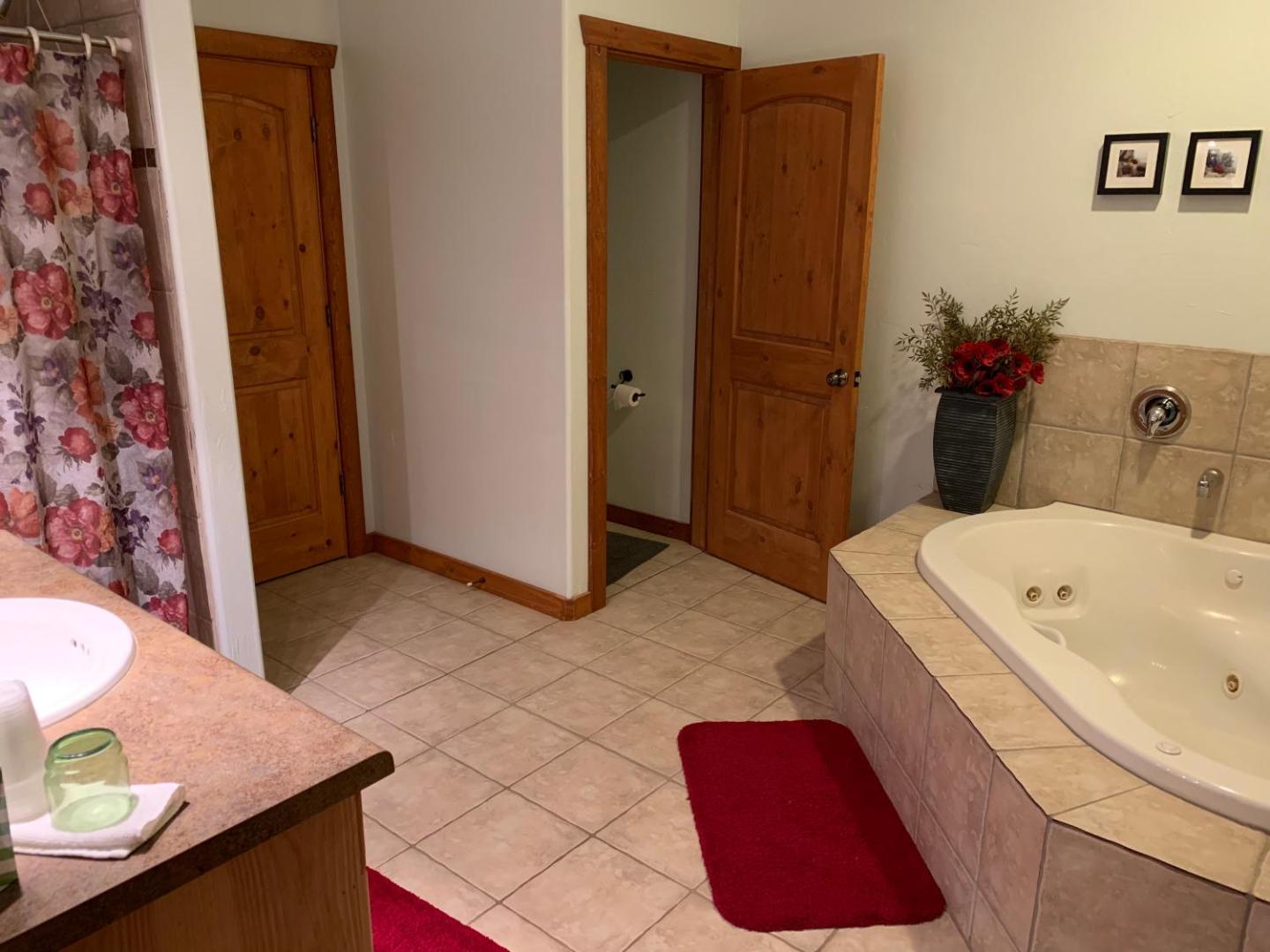 Slot Canyons Inn