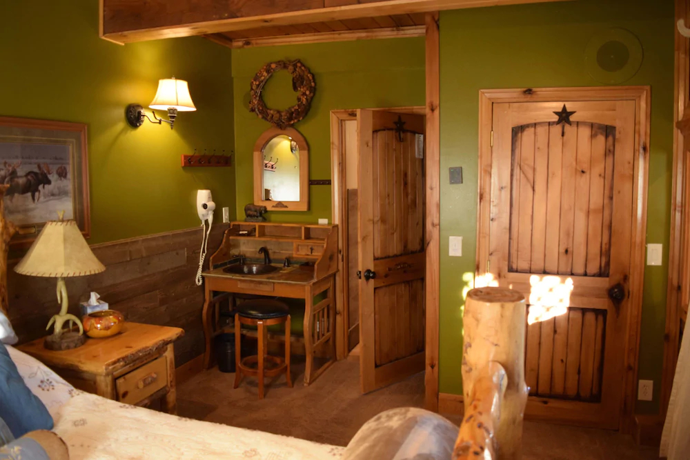 The Aspen Moose Vacation Cabin