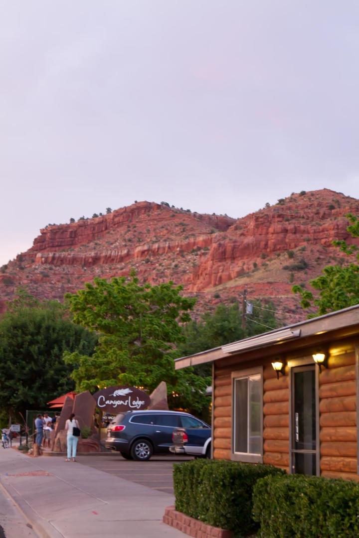 Canyons Lodge
