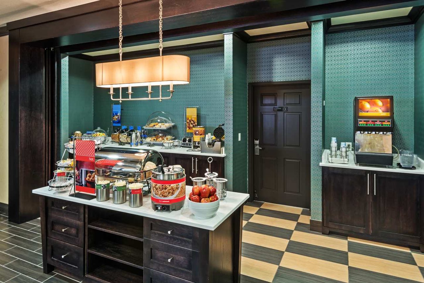 Comfort Inn & Suites Logan Near University