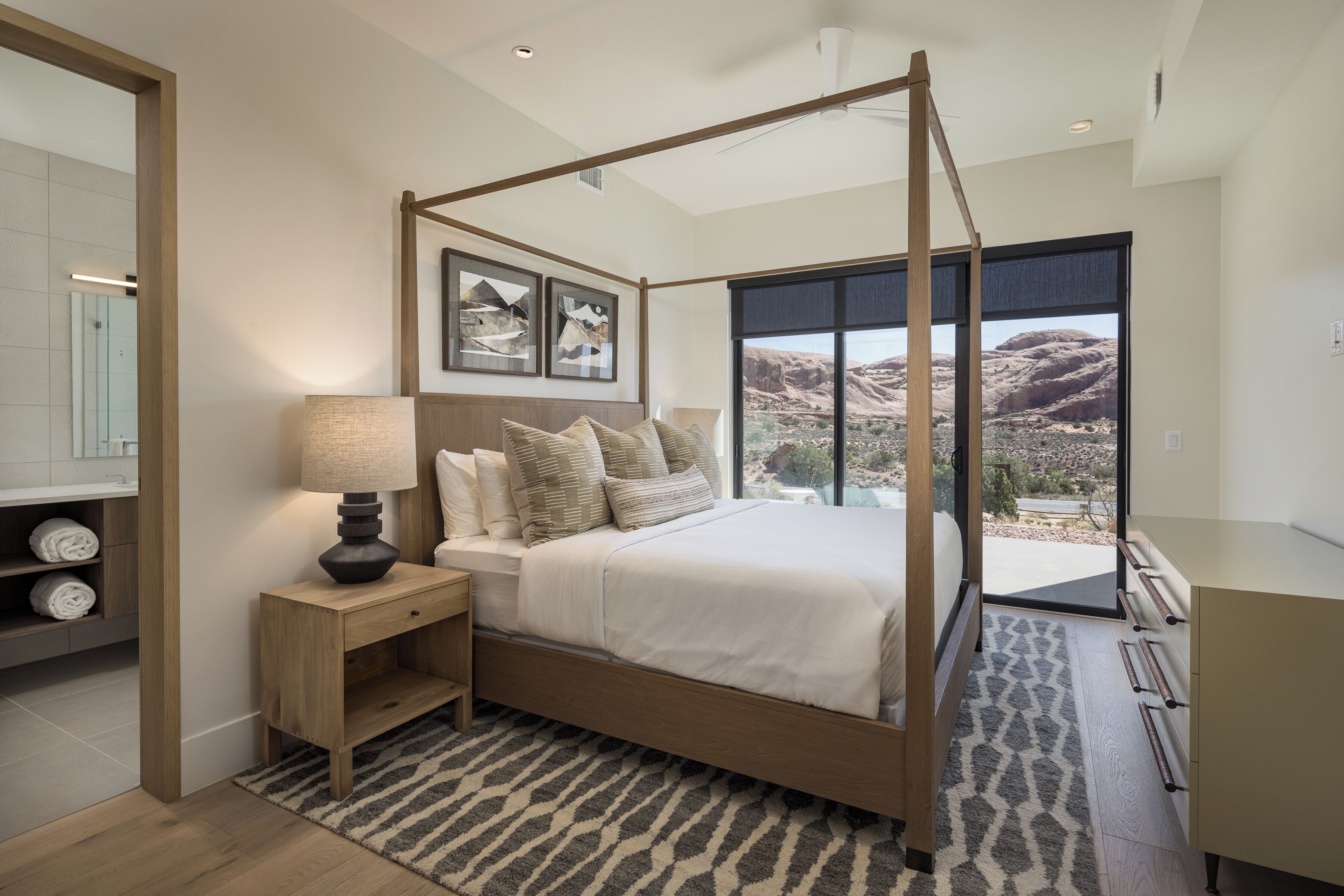 Lionsback Resort
