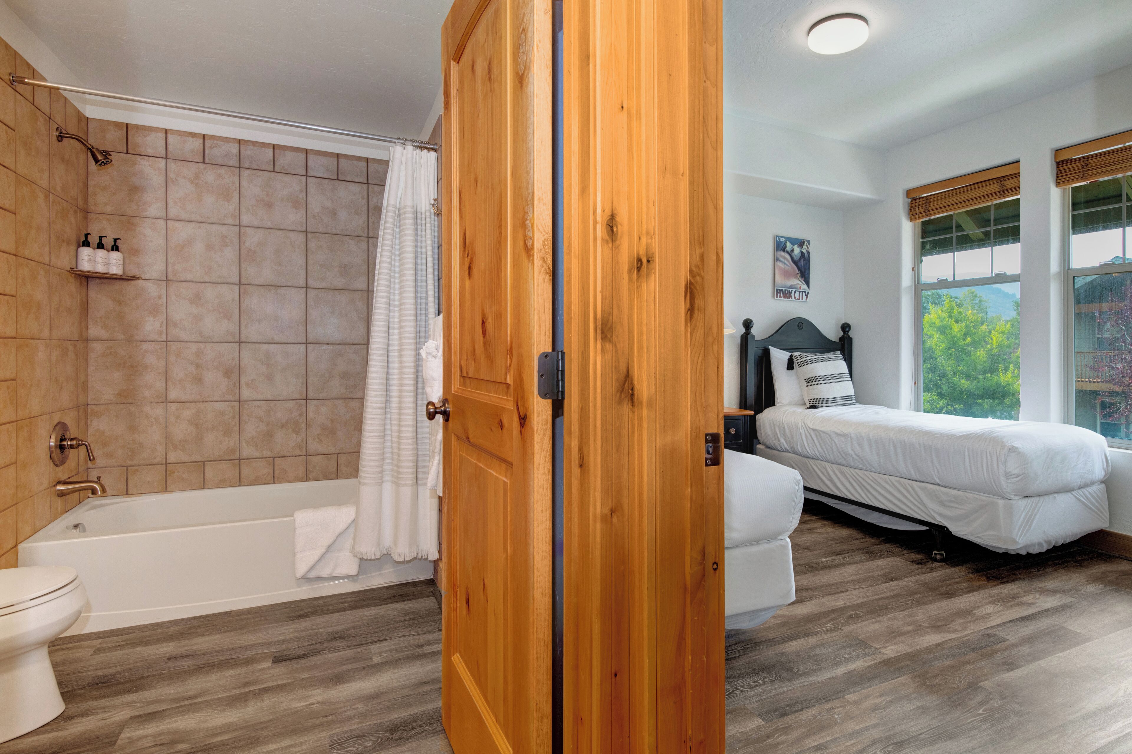 Fox Pointe at Redstone by Lespri Management