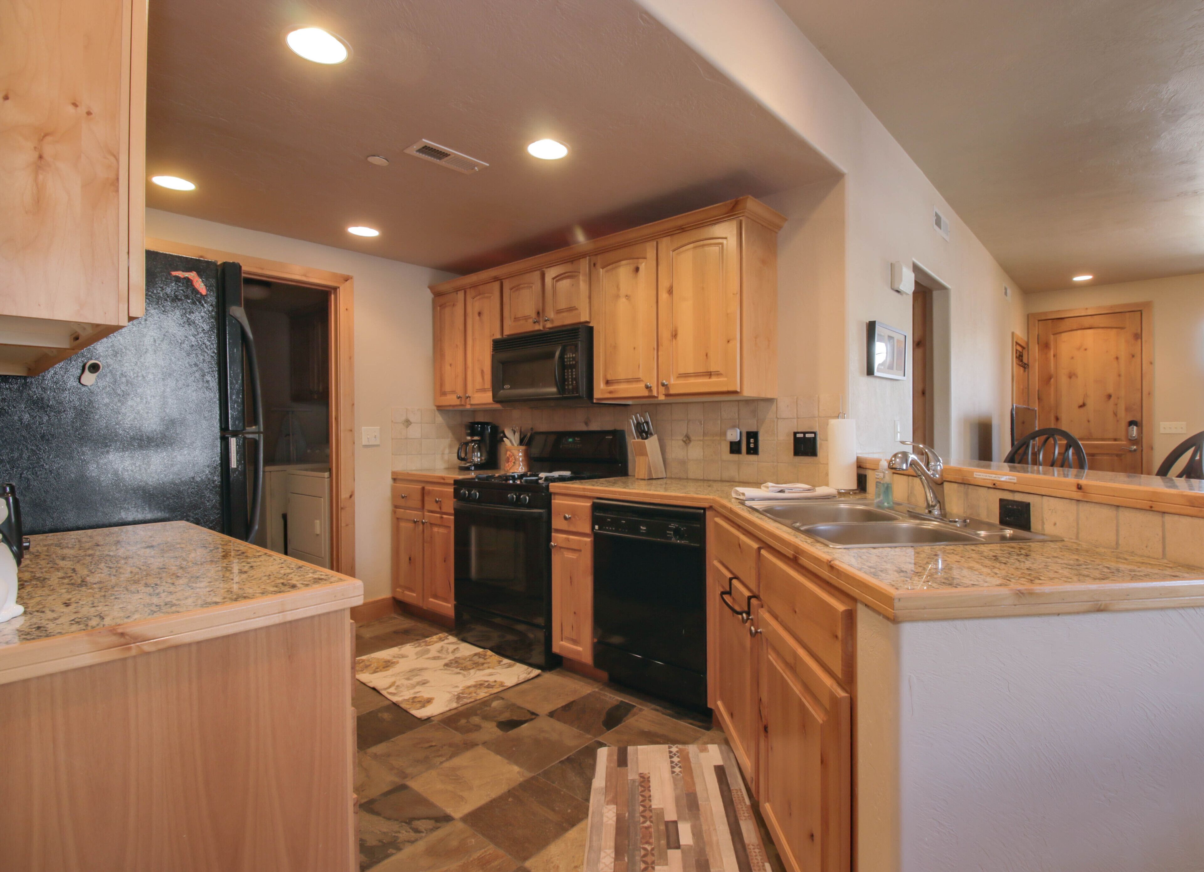 Fox Pointe at Redstone by Lespri Management