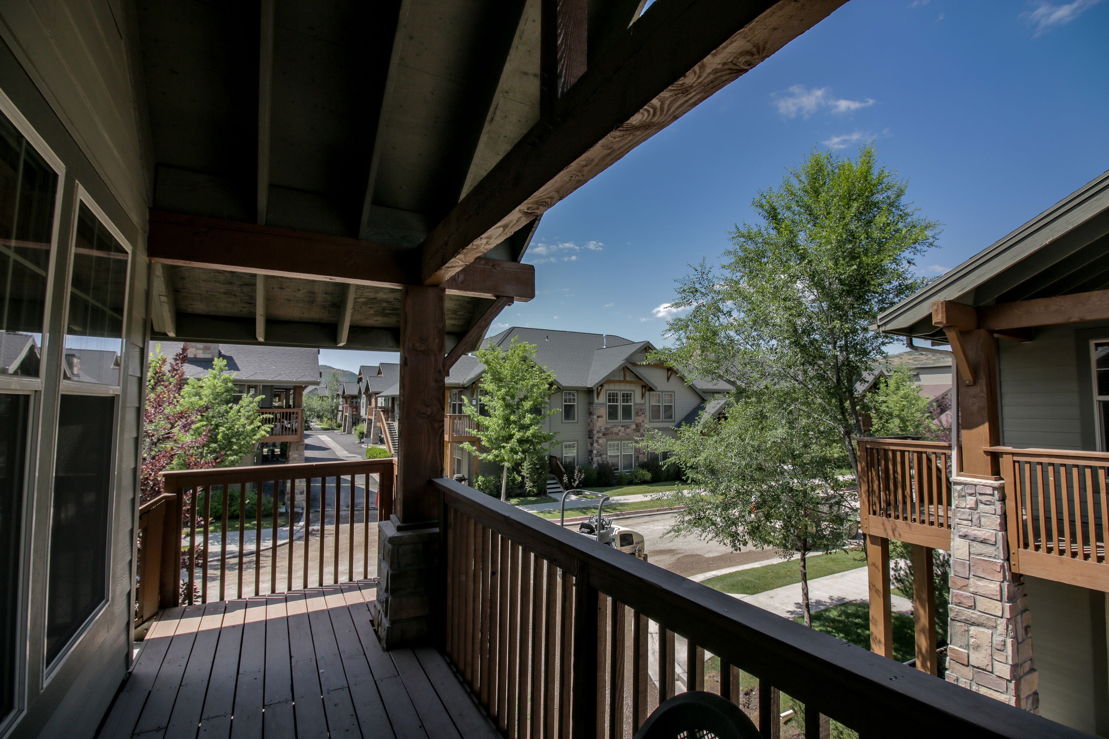 Fox Pointe at Redstone by Lespri Management