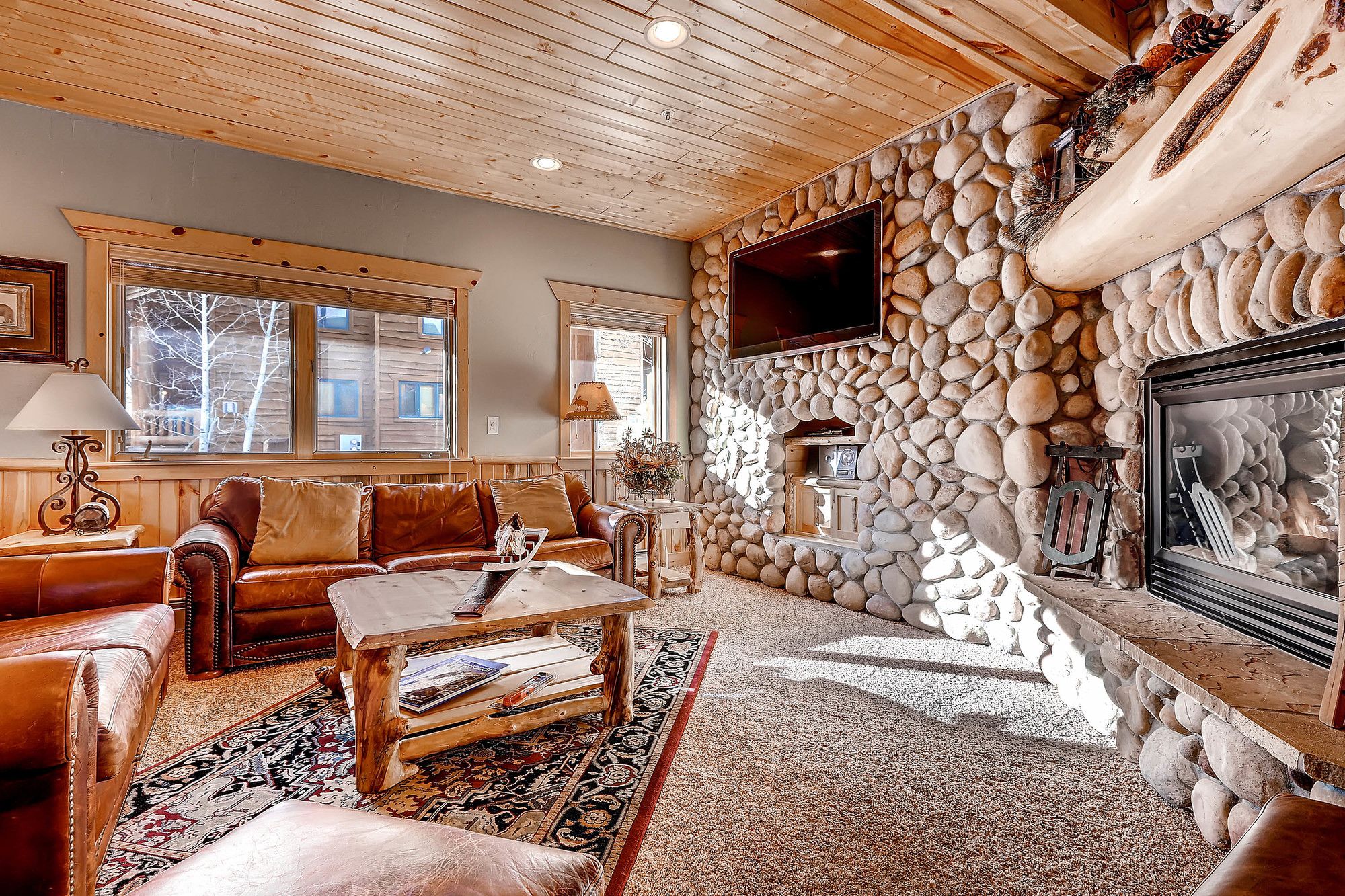 Timber Wolf Lodges