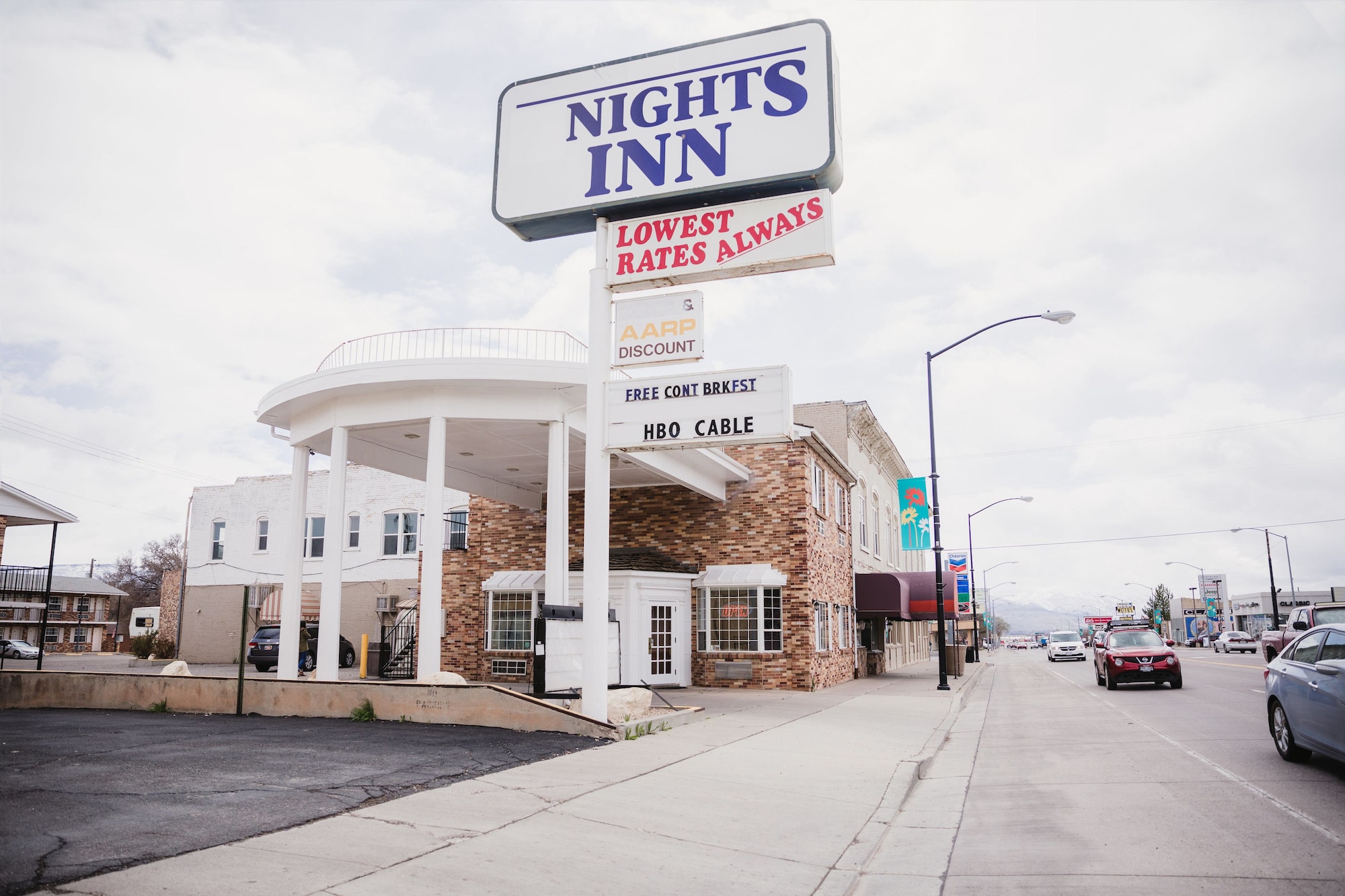 Nights Inn