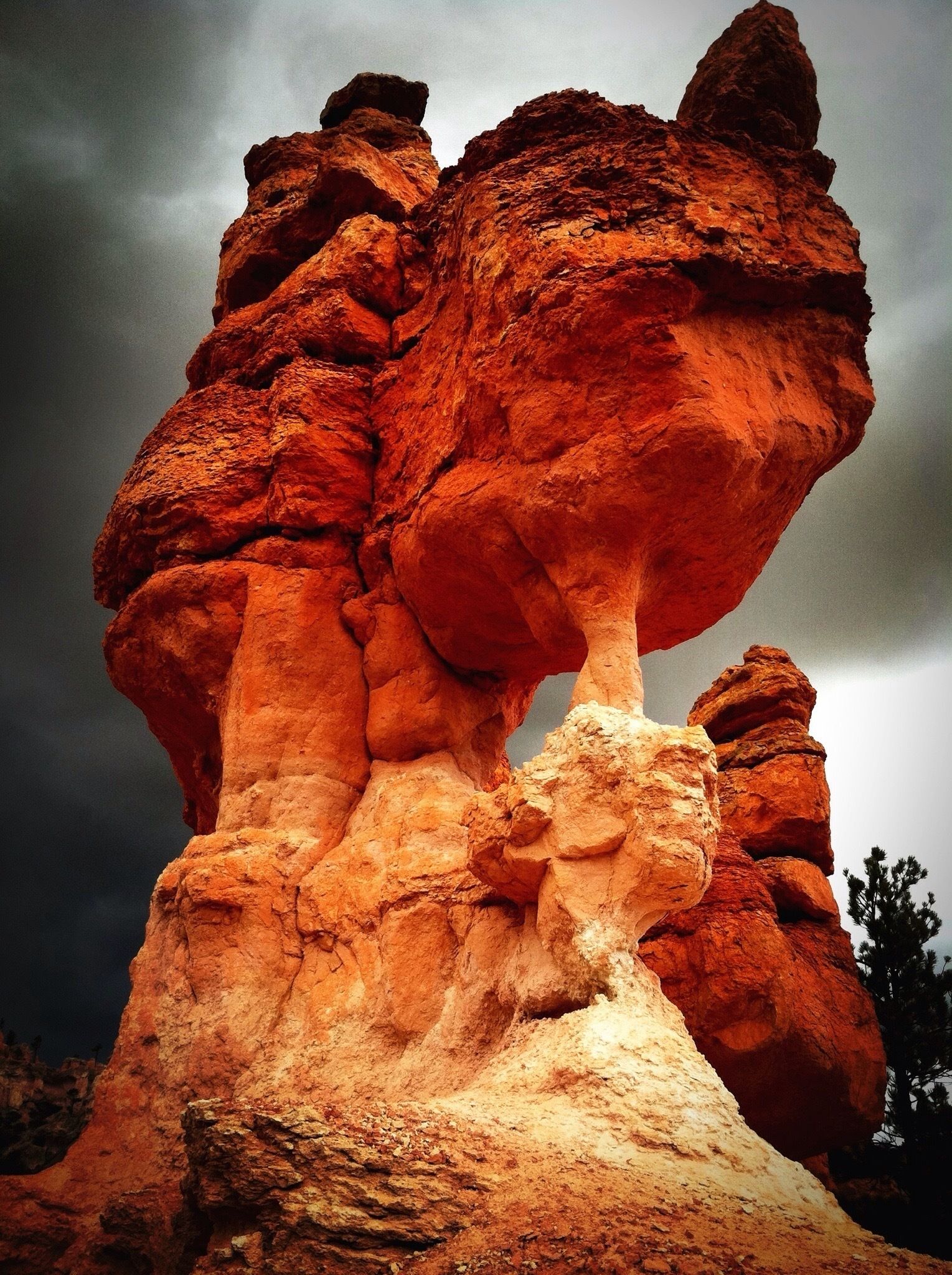 Red Ledges Inn