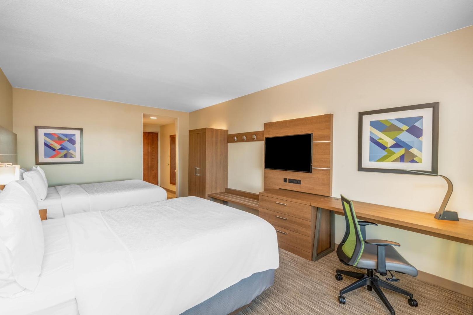 Holiday Inn Express & Suites St. George North - Zion