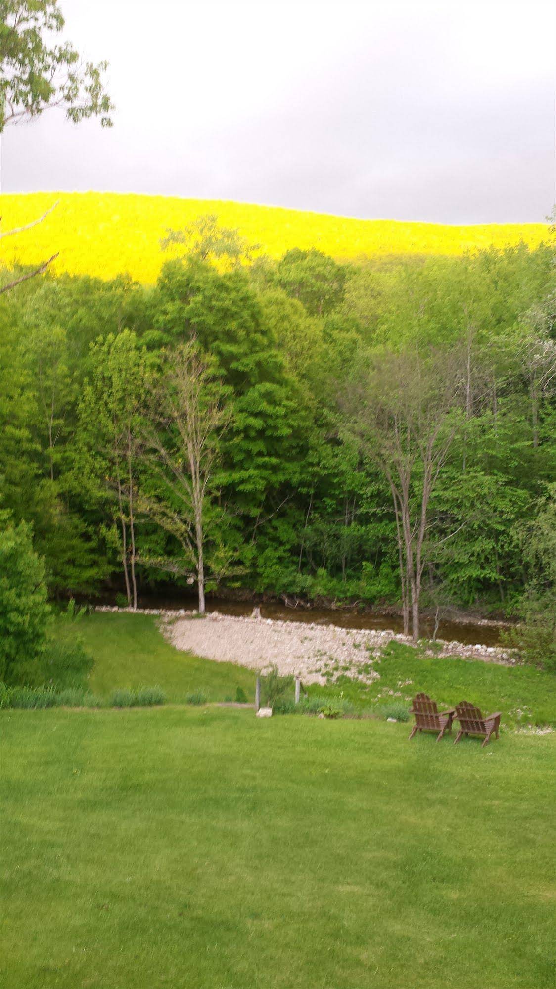 Toll Road Inn