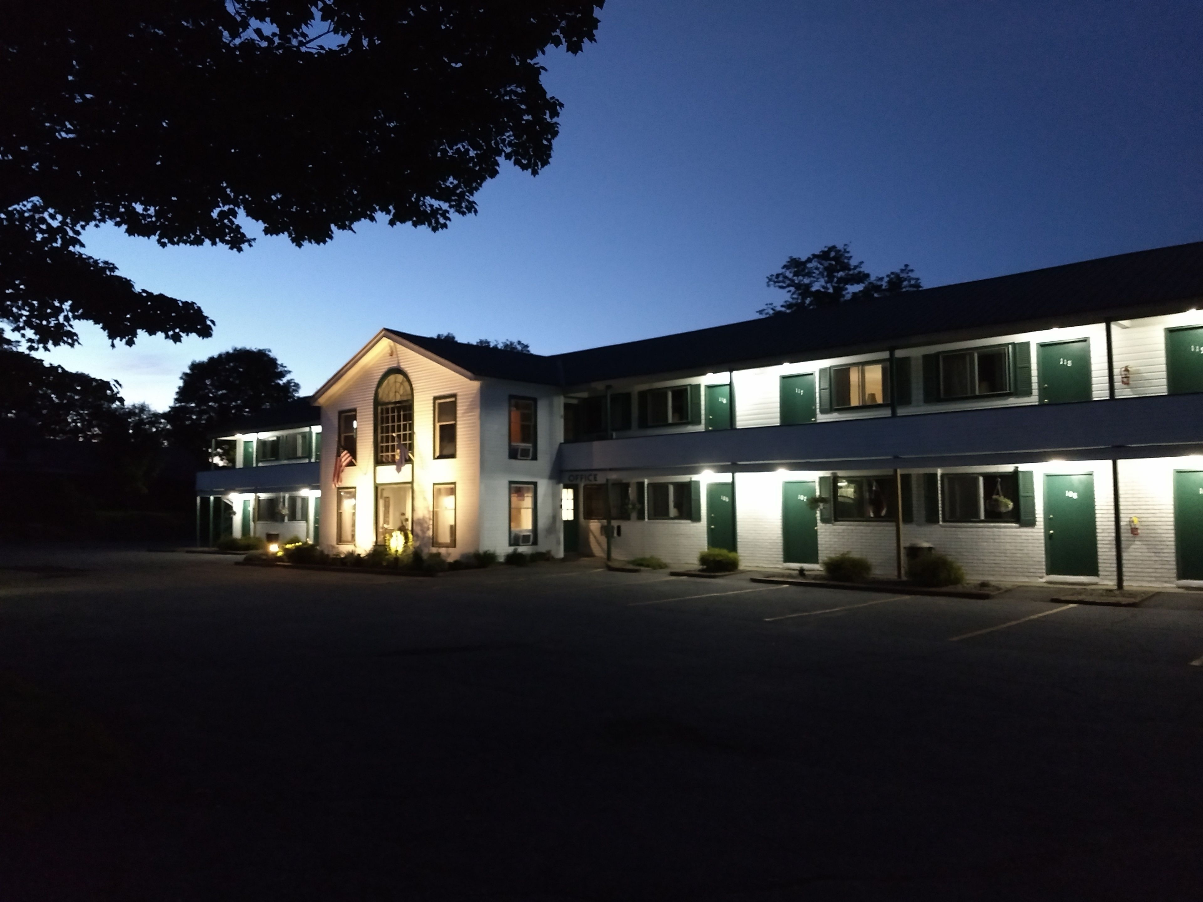 The Lodge at West River