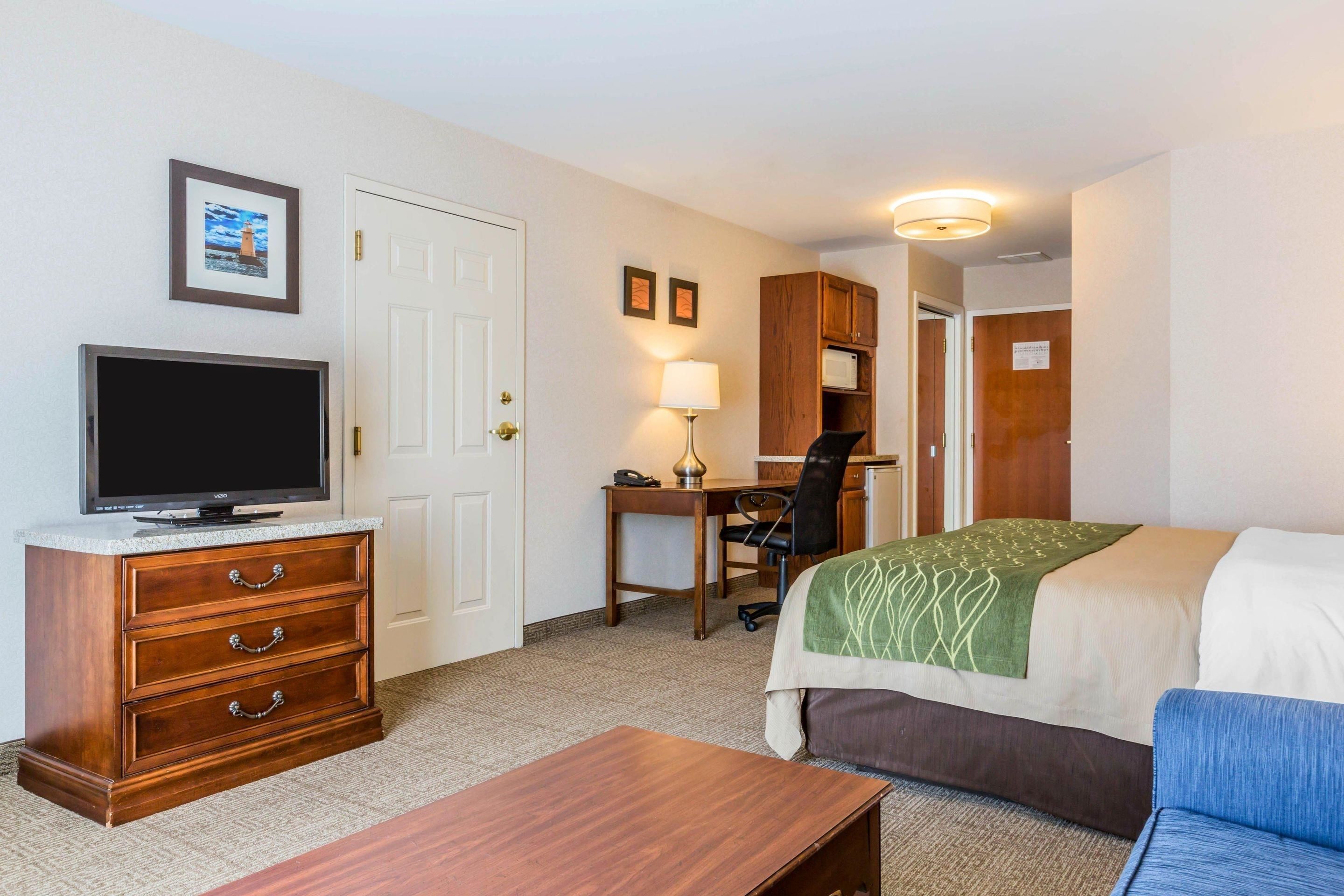 Comfort Inn & Suites