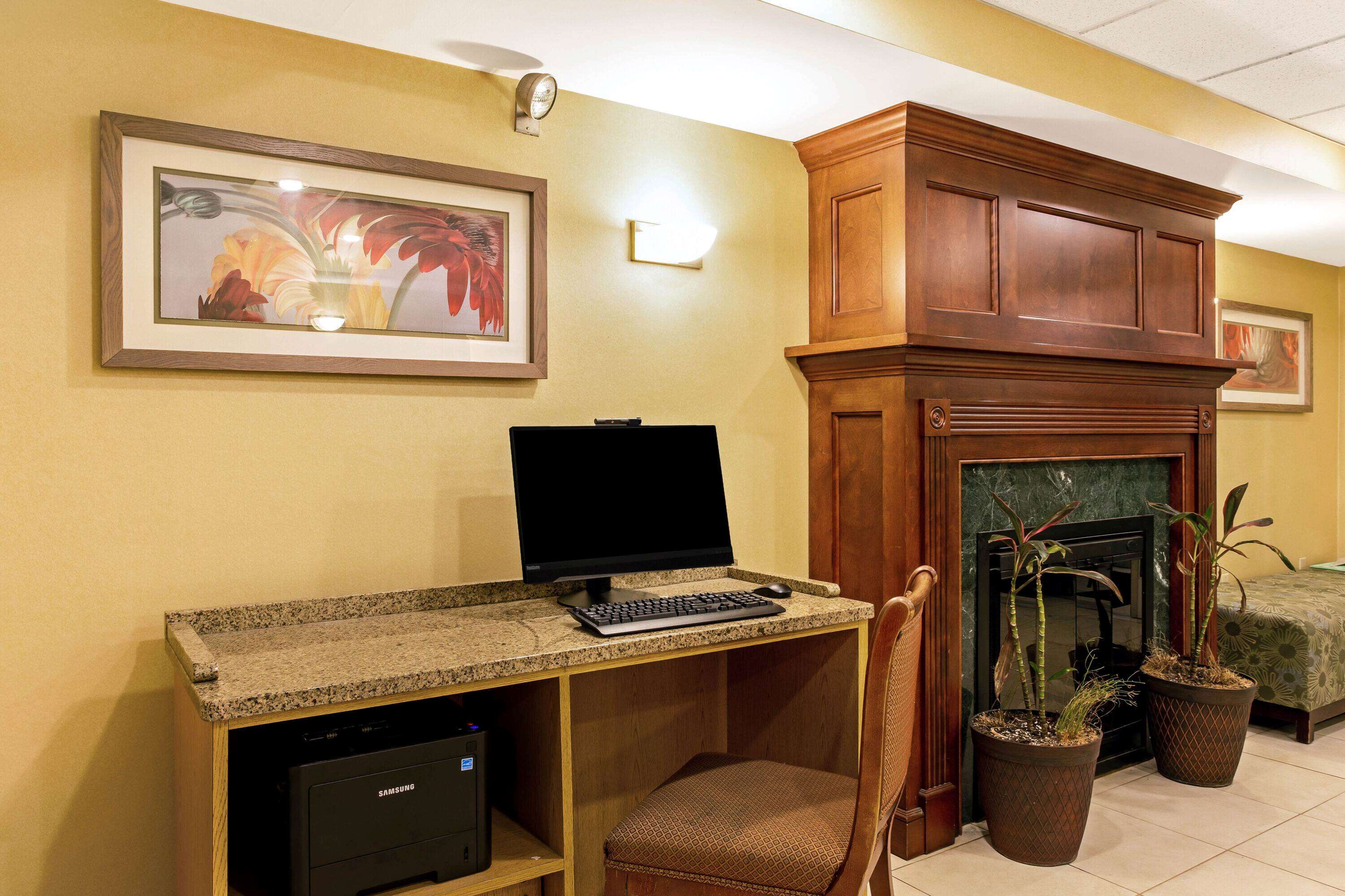 Holiday Inn Express South Burlington Downtown