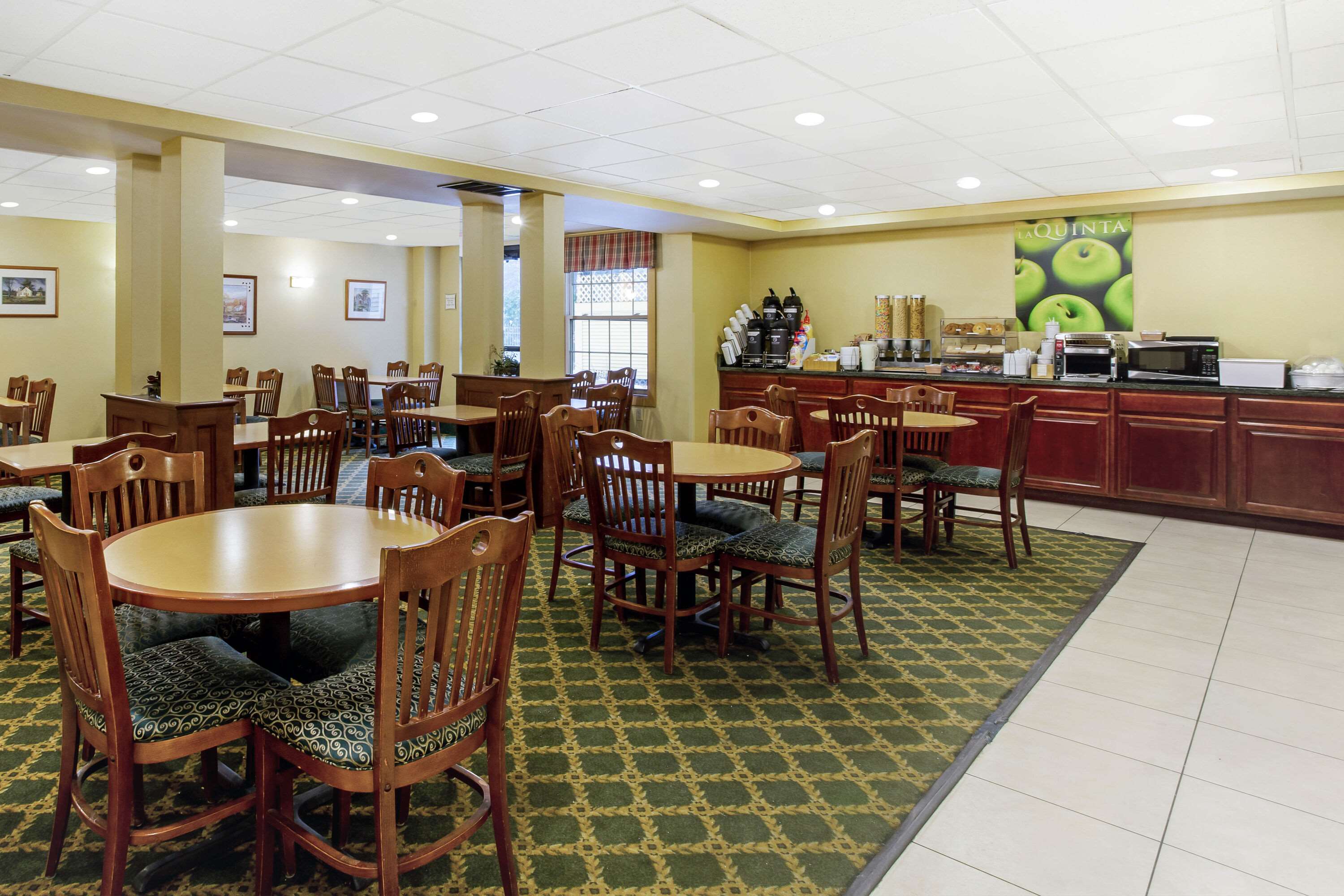 Holiday Inn Express South Burlington Downtown