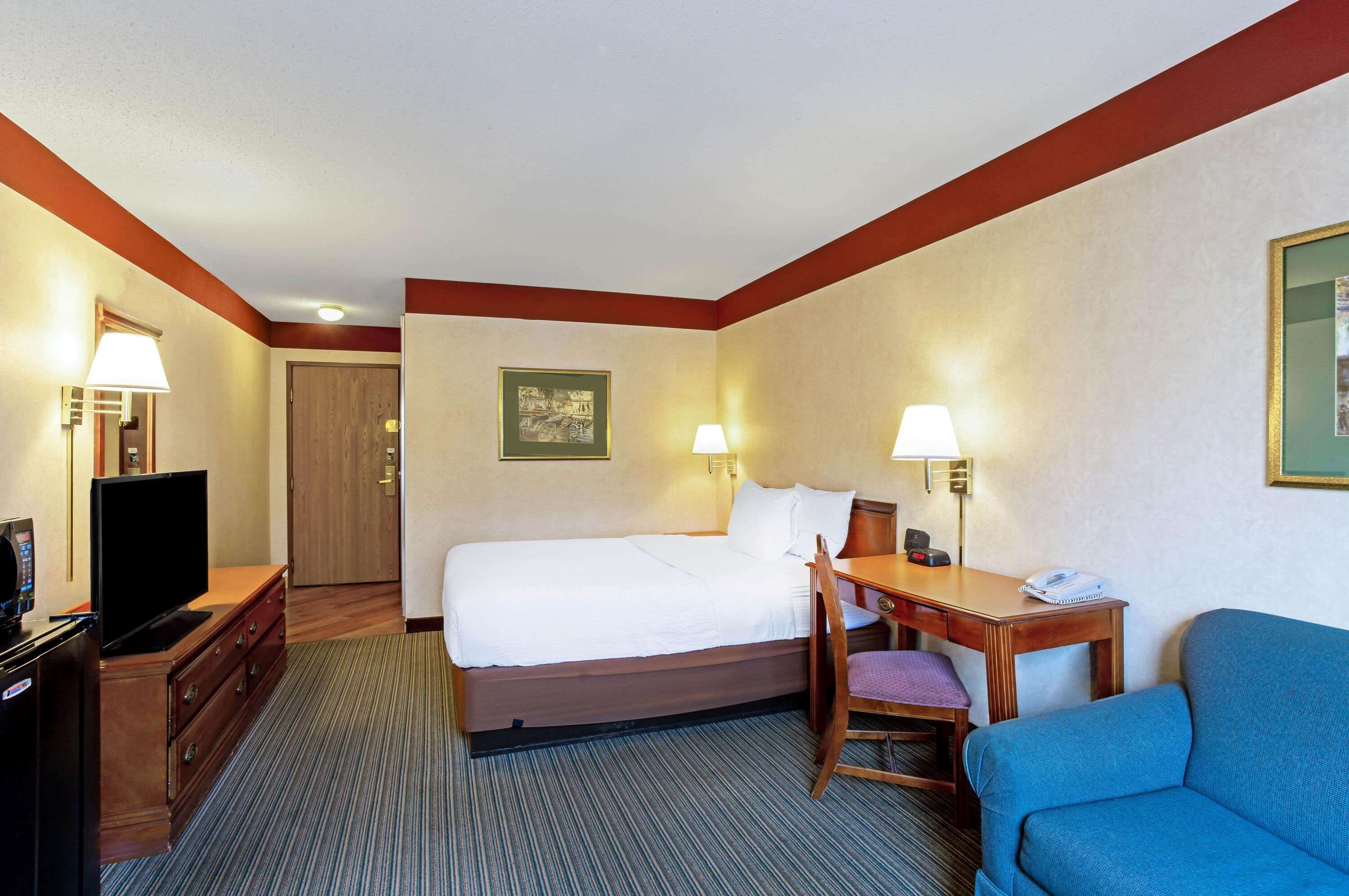 Holiday Inn Express South Burlington Downtown