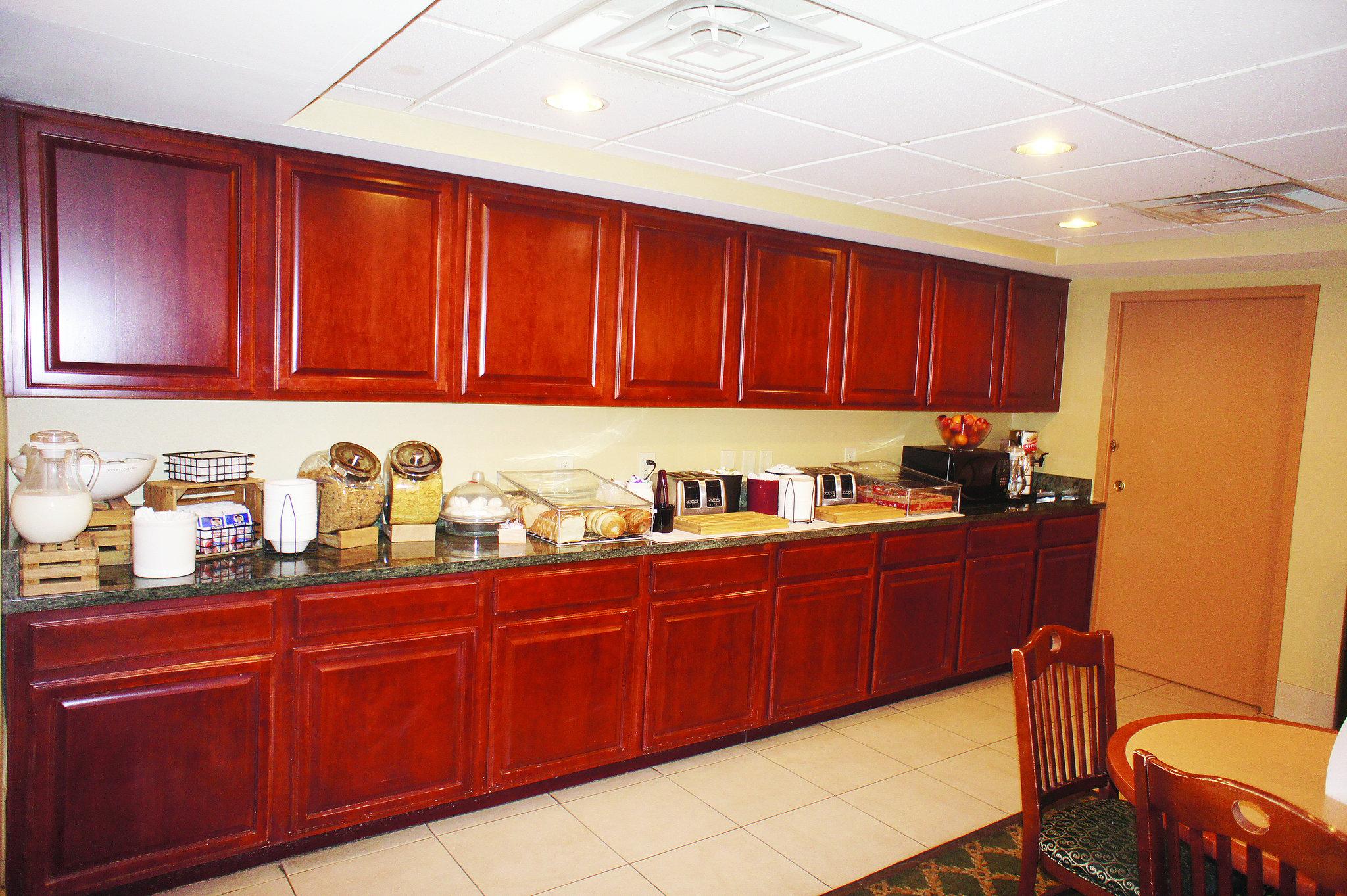Holiday Inn Express South Burlington Downtown