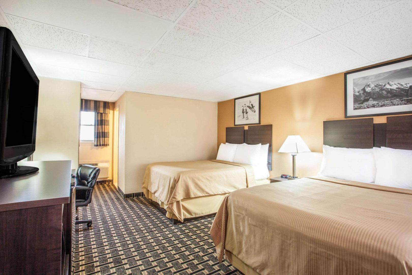 Travelodge by Wyndham South Burlington