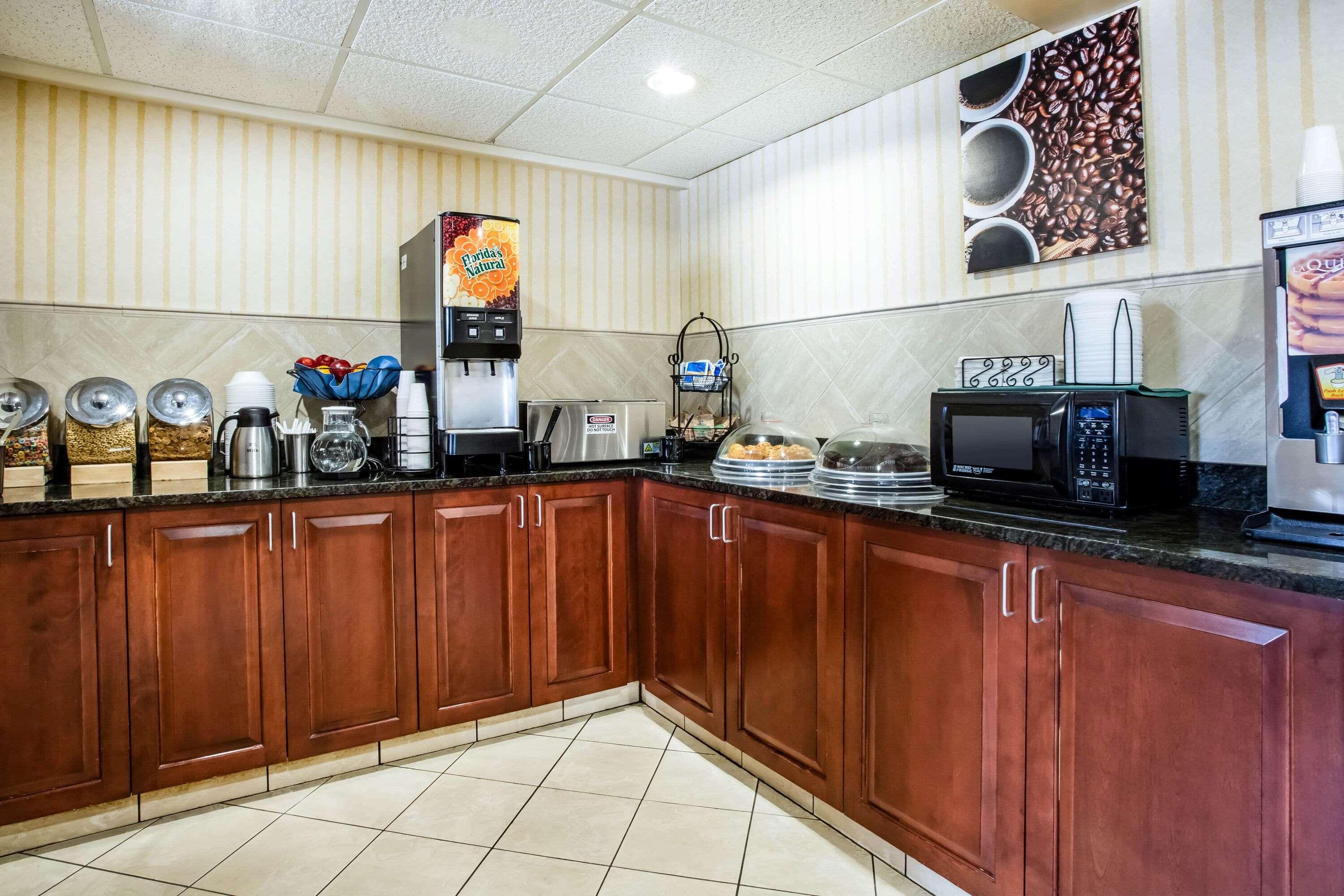 Holiday Inn Express St. Albans