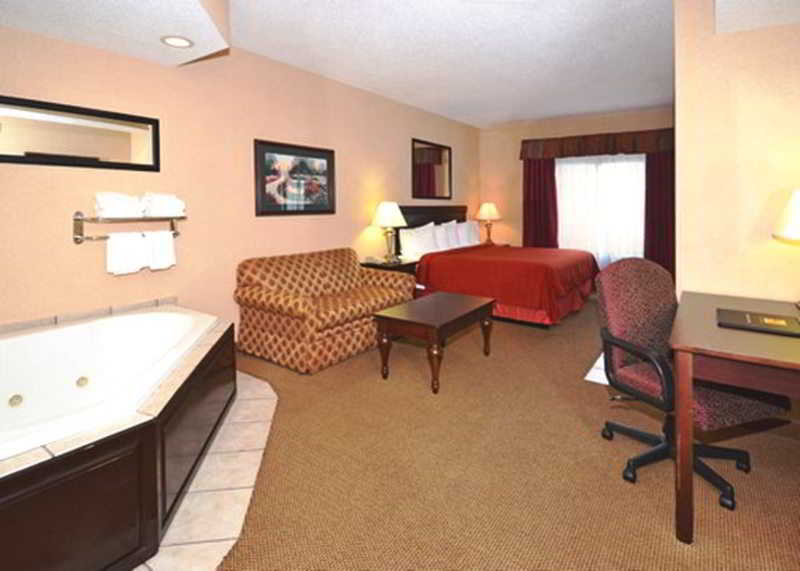 Quality Inn & Suites