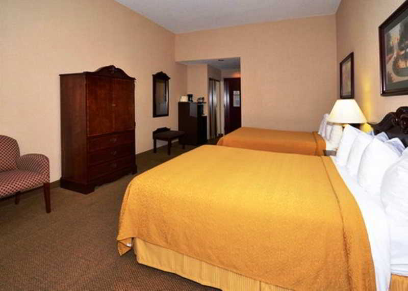 Quality Inn & Suites