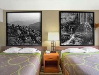 Super 8 by Wyndham Abingdon VA