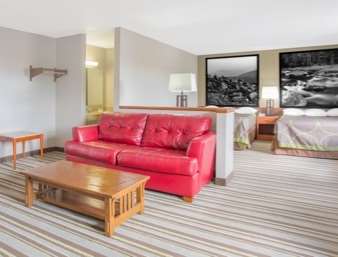Super 8 by Wyndham Abingdon VA