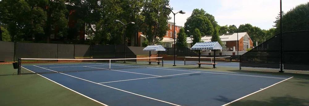 The Martha Washington Inn & Spa