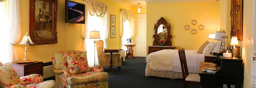 The Martha Washington Inn & Spa