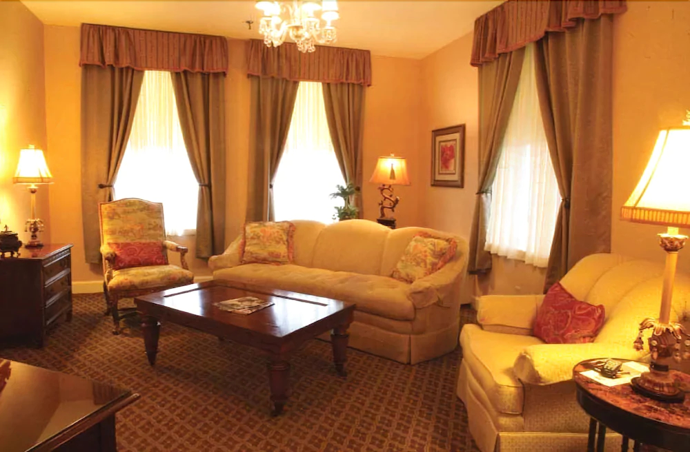 The Martha Washington Inn & Spa