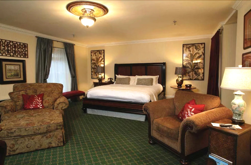 The Martha Washington Inn & Spa