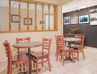 Super 8 by Wyndham Appomattox VA