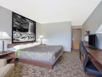 Super 8 by Wyndham Appomattox VA