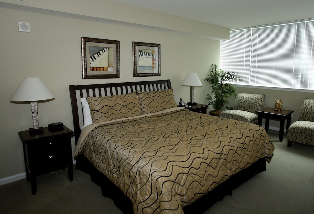 Concord Crystal City by Executive Apartments