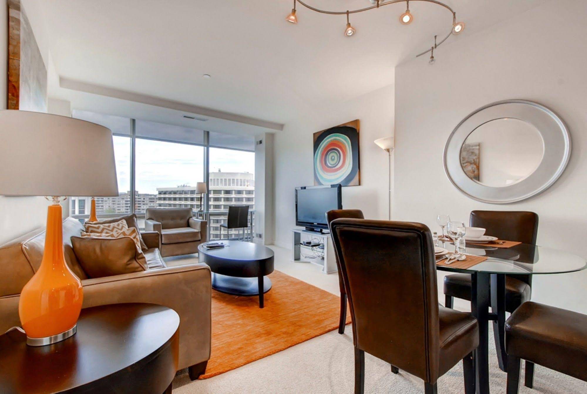 Global Luxury Suites at Crystal City