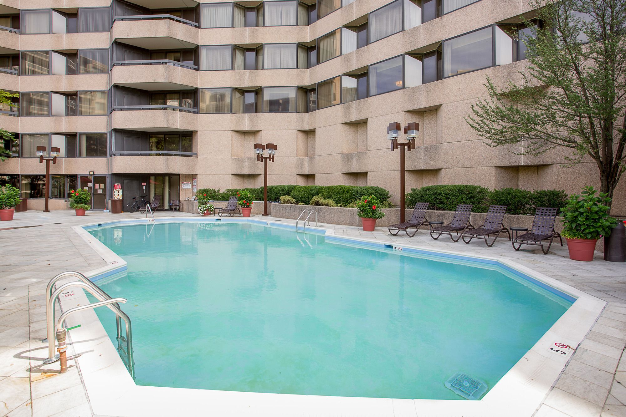 Oakwood Crystal City