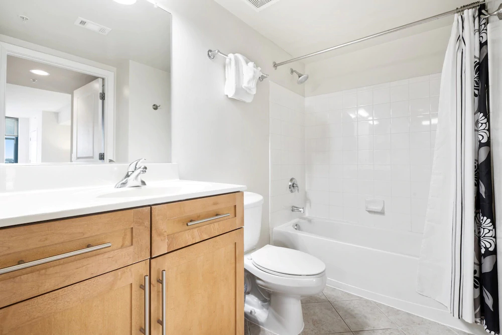 The Gramercy by Global Luxury Suites