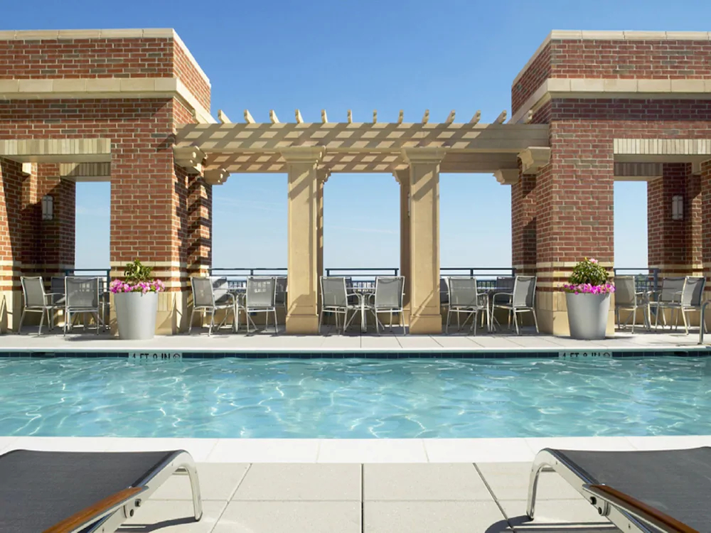 The Gramercy by Global Luxury Suites