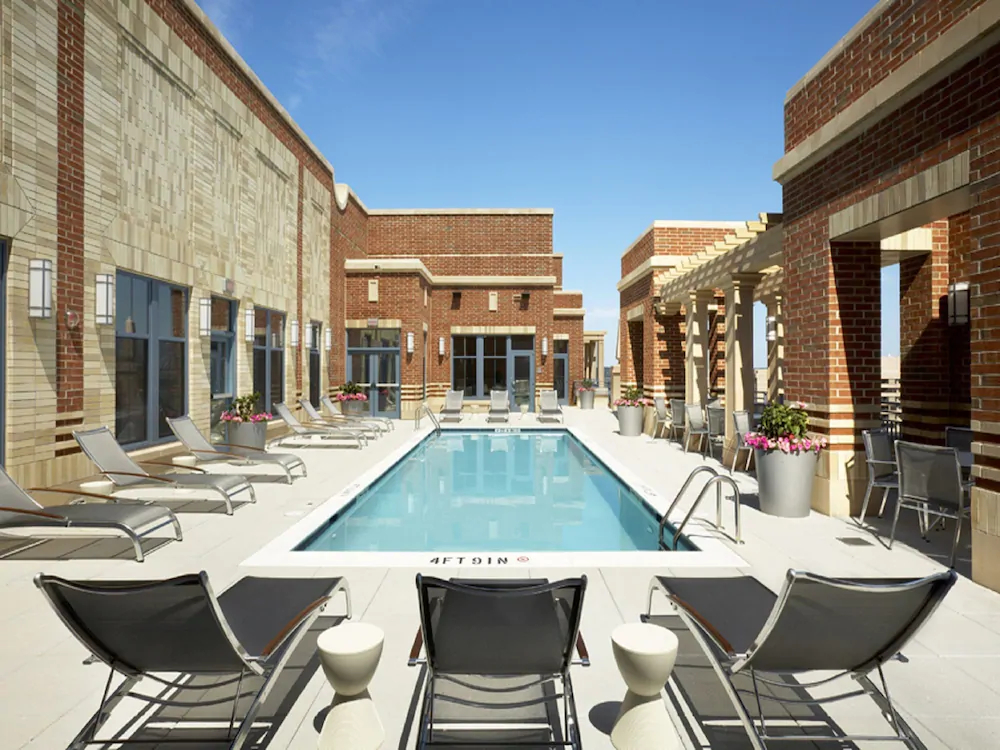 The Gramercy by Global Luxury Suites
