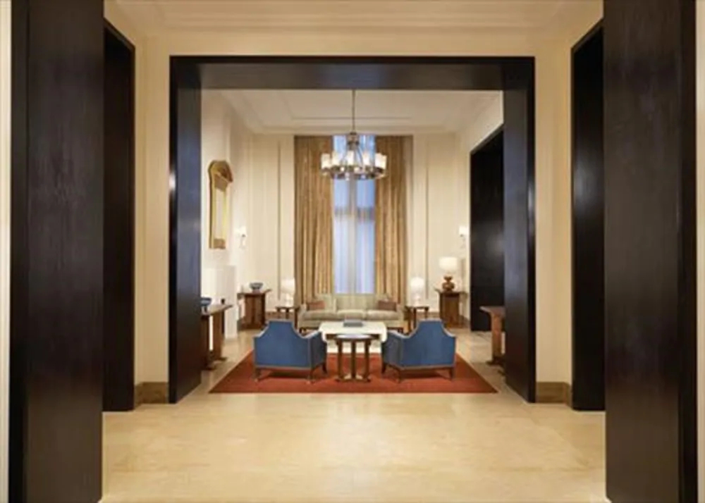 The Gramercy by Global Luxury Suites