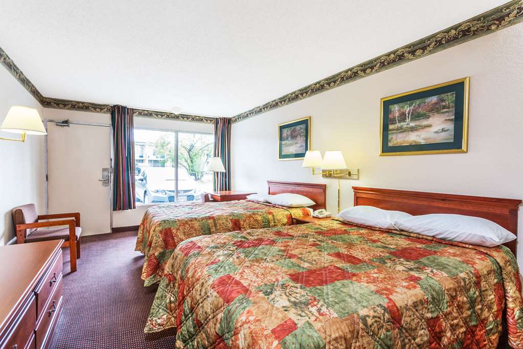 Days Inn by Wyndham Ashland